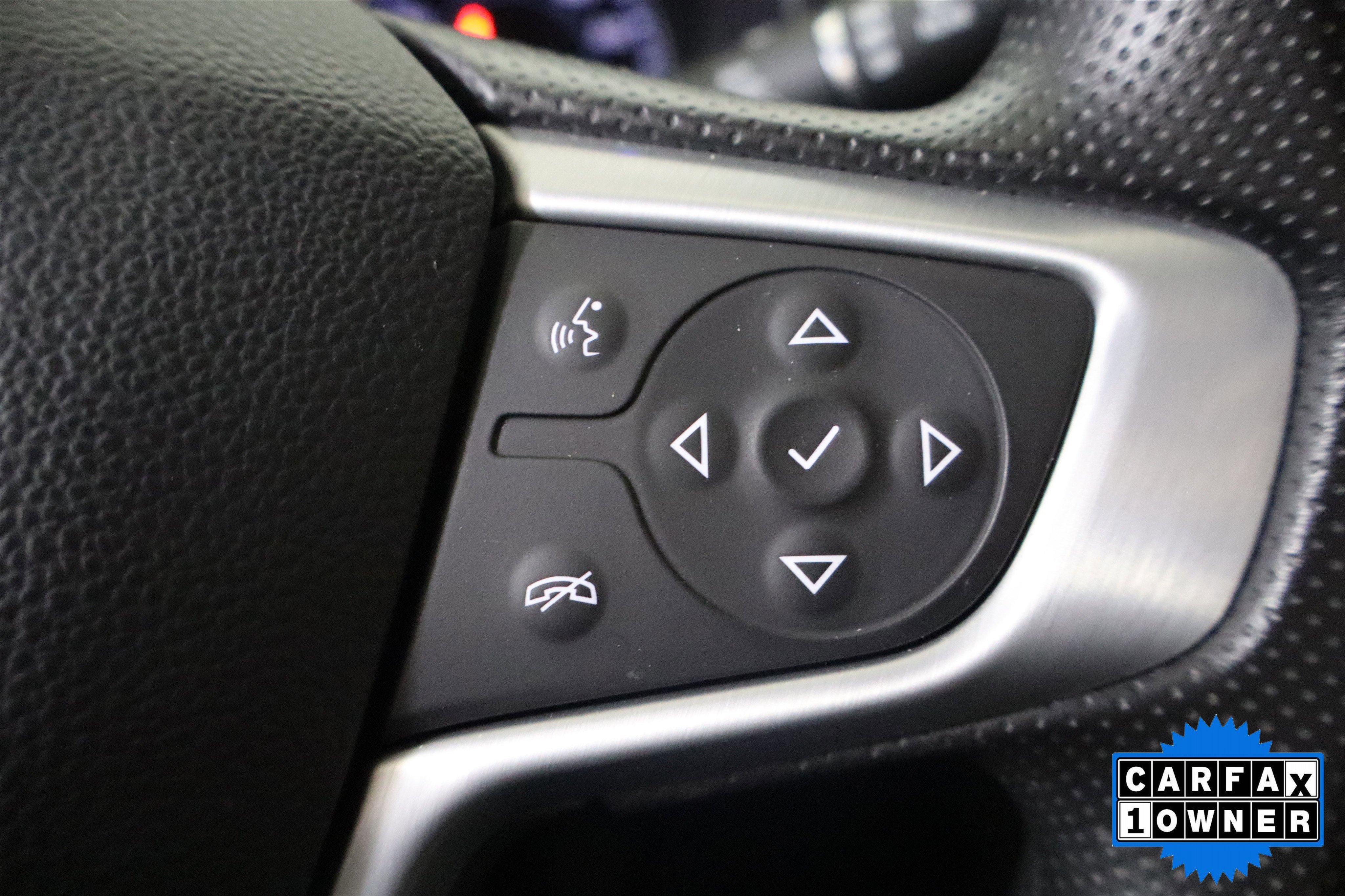 Used 2023 GMC Acadia SLE w/ Driver Convenience Package image 29