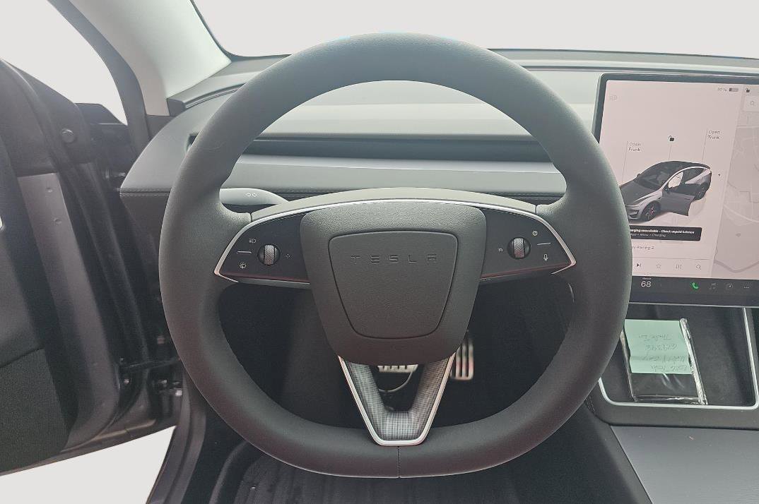 Used 2026 Tesla Model Y Performance AWD/4WD image 12