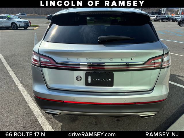 Used 2023 Lincoln Nautilus AWD w/ Premium Package image 4