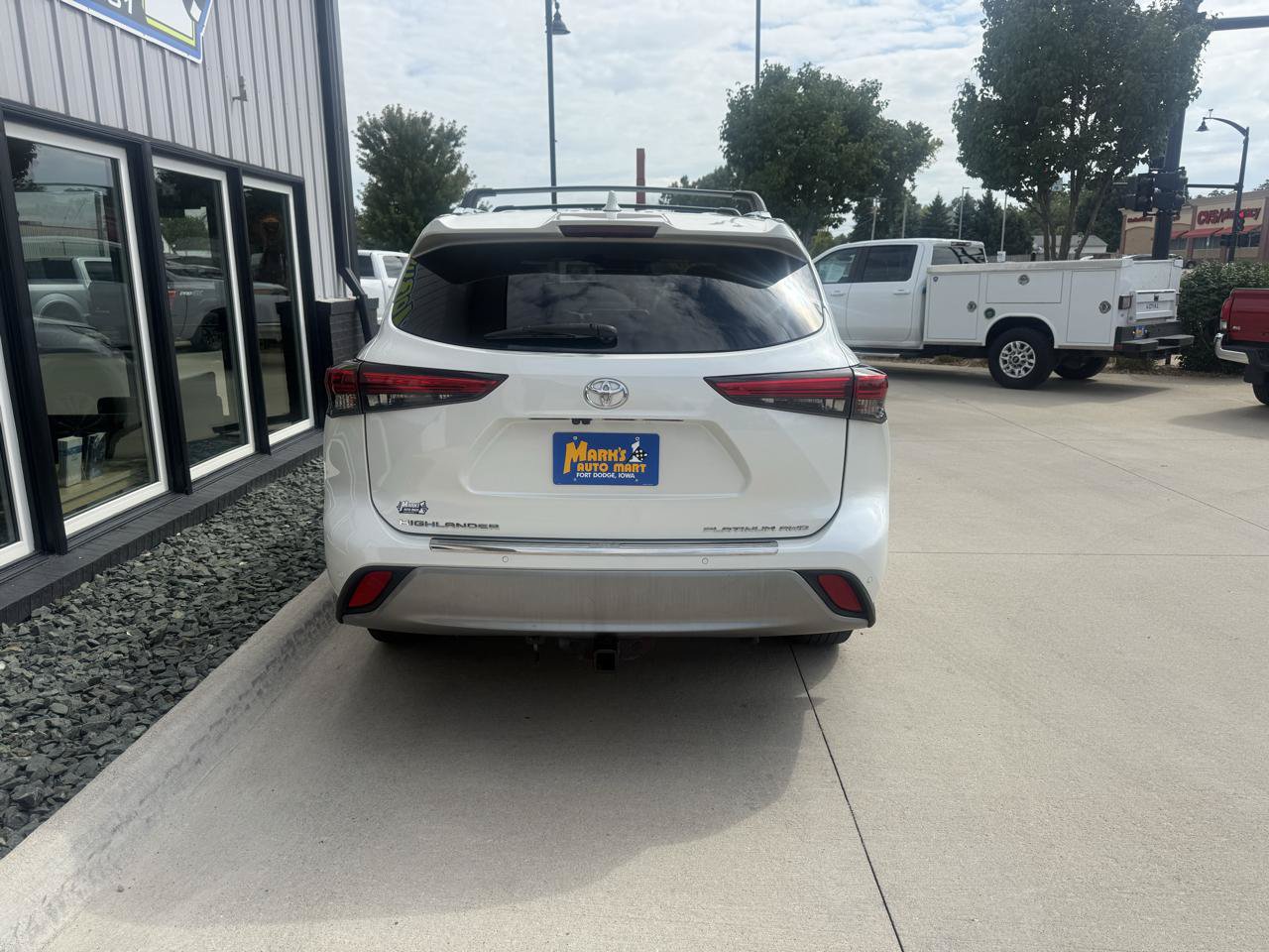 Used 2020 Toyota Highlander Platinum AWD/4WD image 5