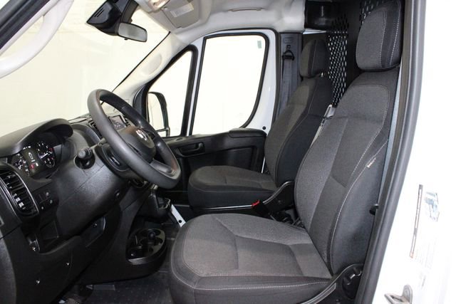 Used 2023 RAM ProMaster 2500 image 9