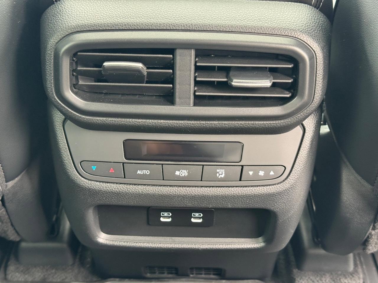 Certified 2026 Honda Pilot Touring image 18