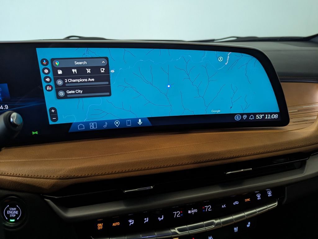 Used 2025 Cadillac XT4 Premium Luxury image 13