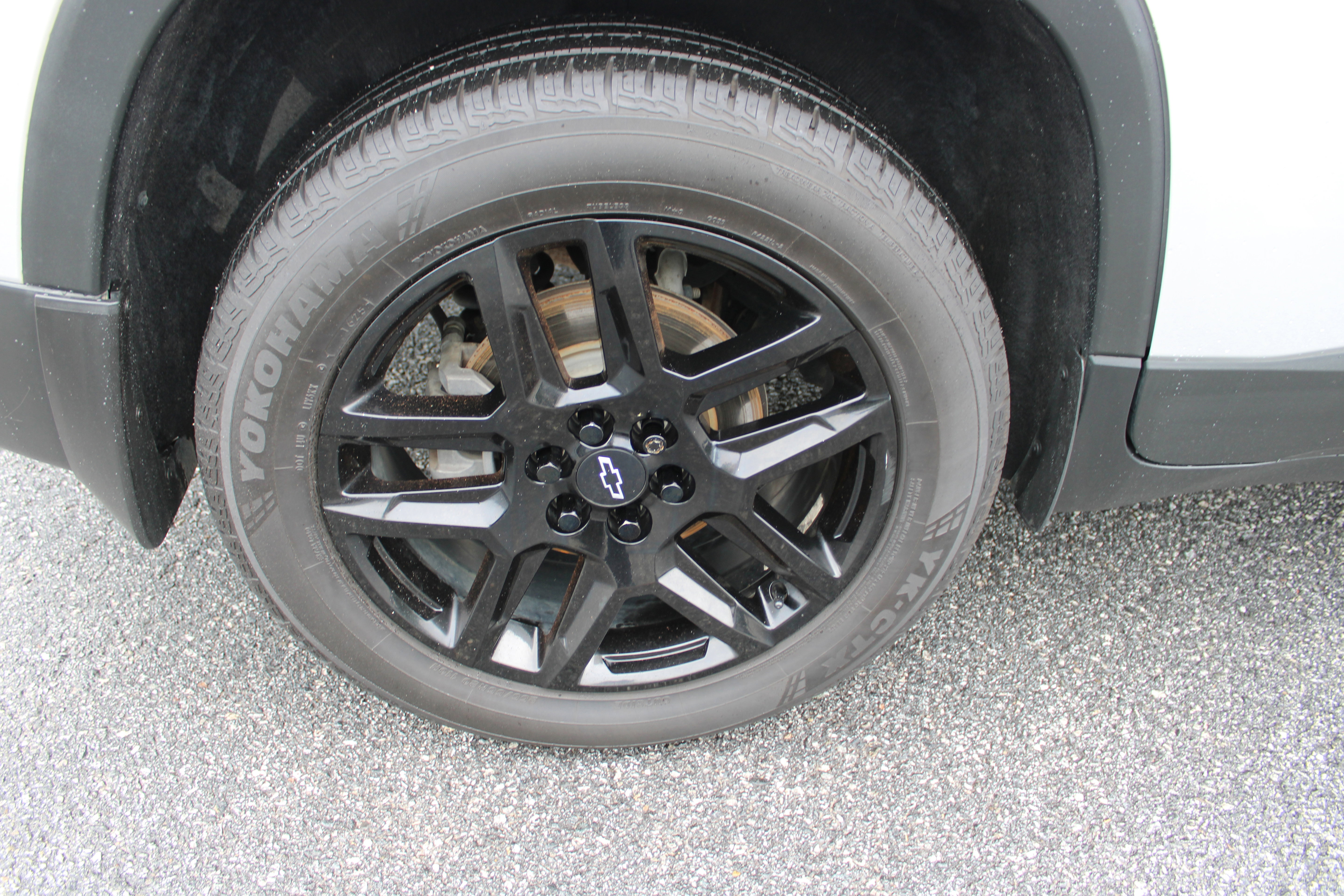 Used 2022 Chevrolet Traverse LS w/ LPO, Cargo Package AWD/4WD image 12