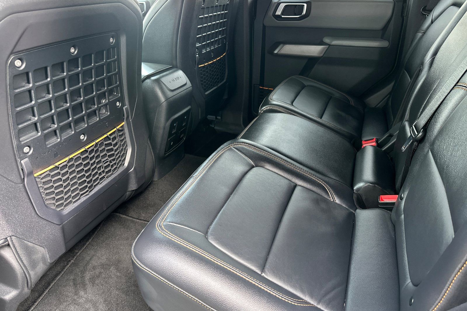 Used 2023 Ford Bronco Badlands image 14