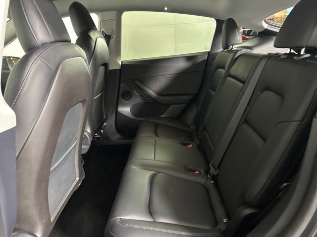 Used 2020 Tesla Model Y Long Range image 22