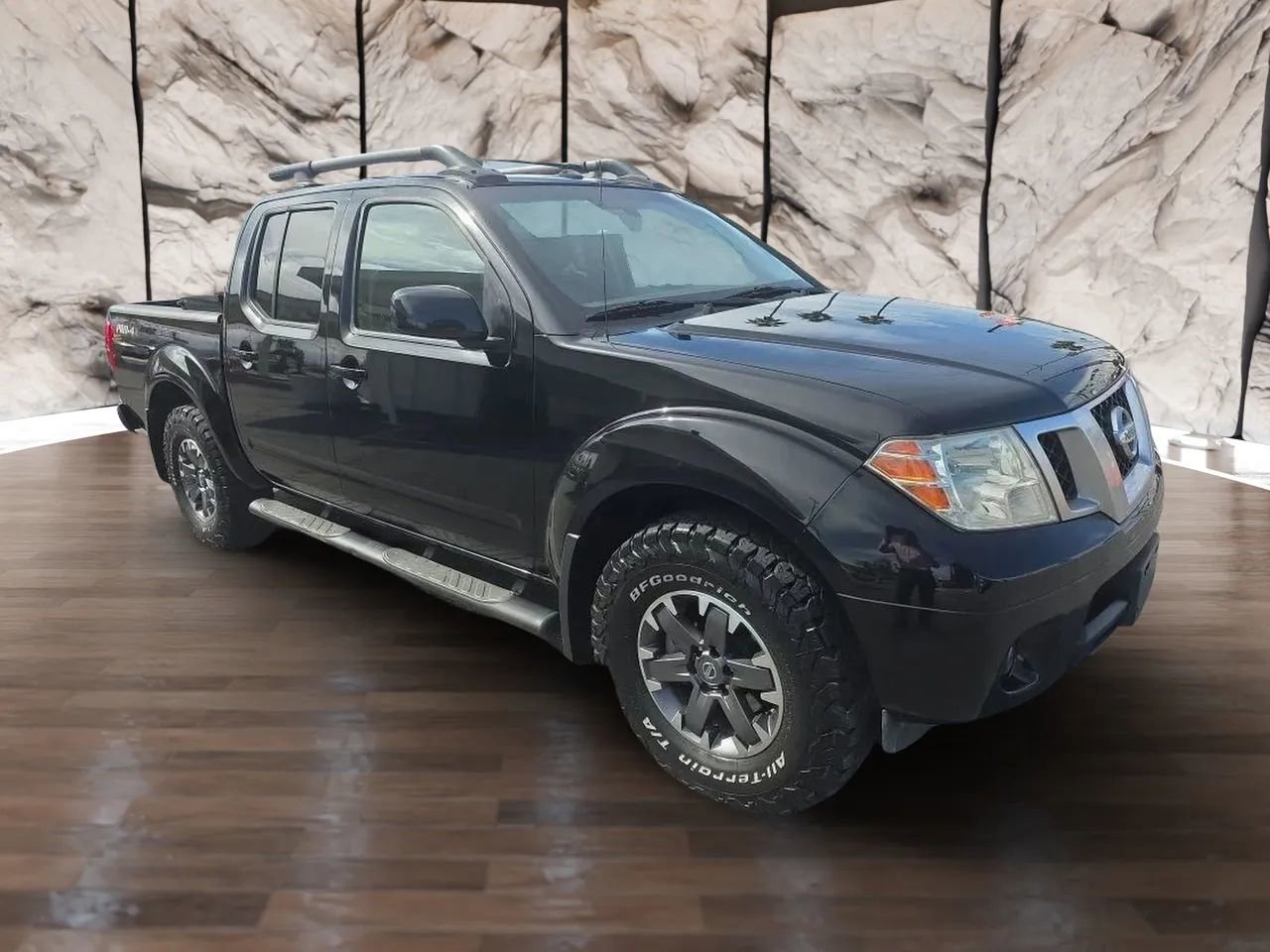 Used 2014 Nissan Frontier PRO-4X w/ Pro-4x Luxury Package AWD/4WD image 8
