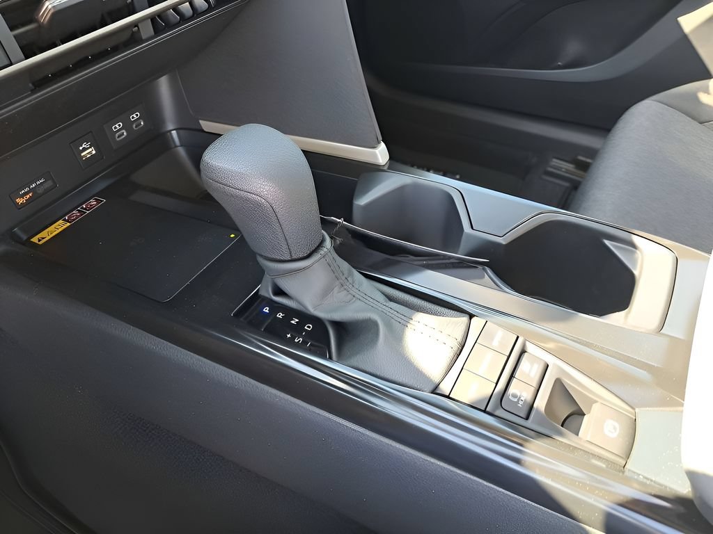 New 2026 Toyota Camry LE w/ Convenience Package FWD image 24