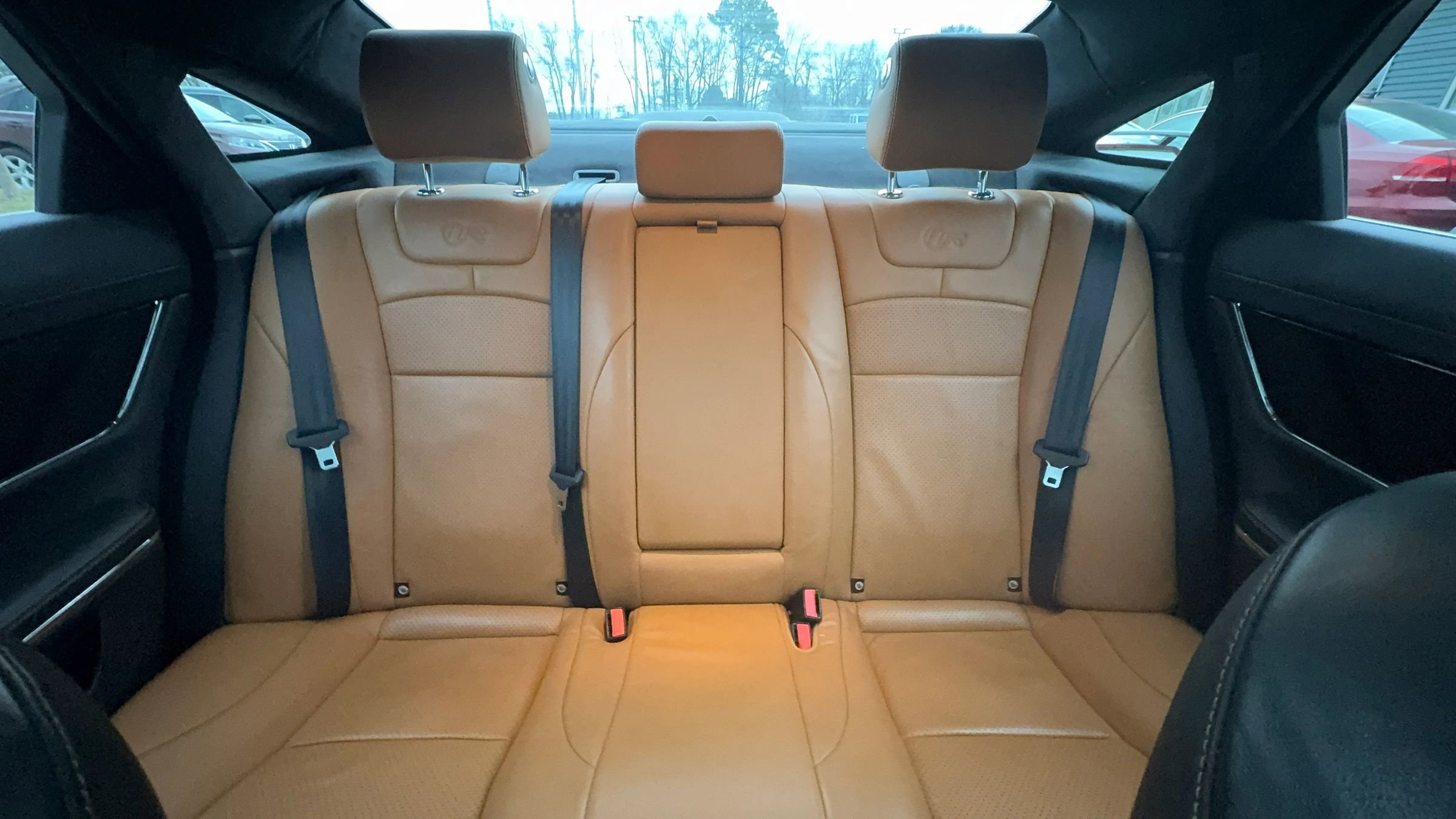 Used 2015 Jaguar XJ R image 17