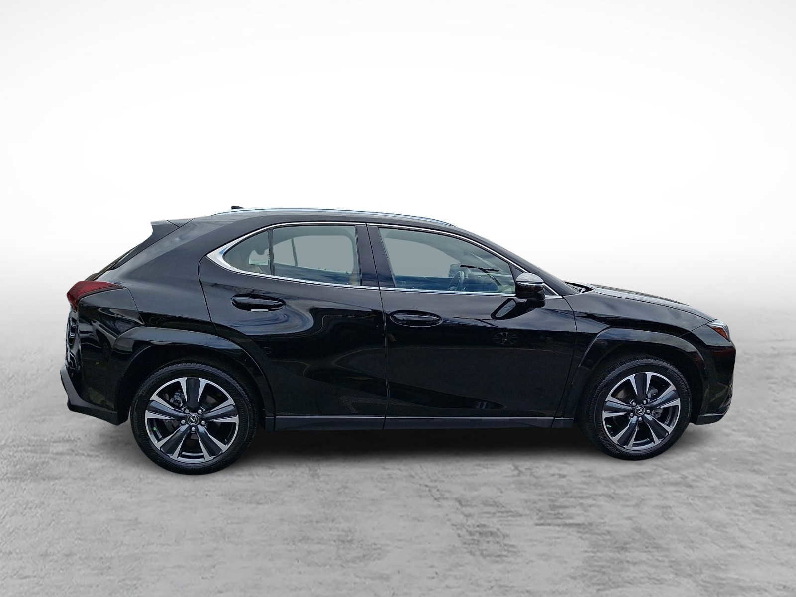 Used 2023 Lexus UX 250h FWD w/ Accessory Package (Z2) image 4