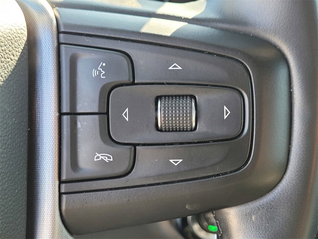 Used 2023 GMC Sierra 1500 Elevation image 24