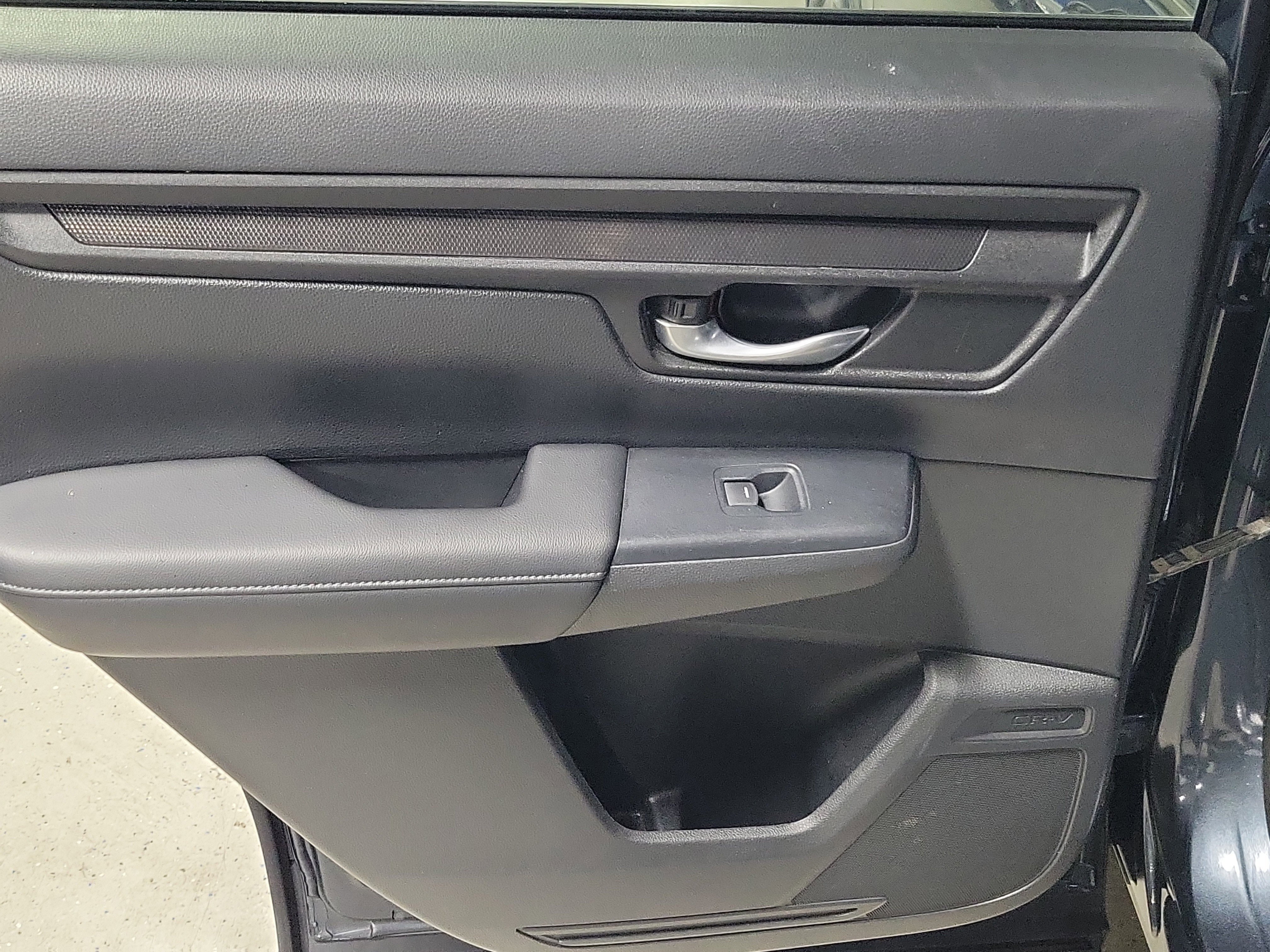 Used 2023 Honda CR-V EX image 12