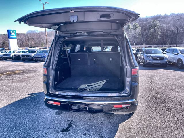 Used 2024 Jeep Wagoneer L Series II w/ Flexible Seating Group image 22