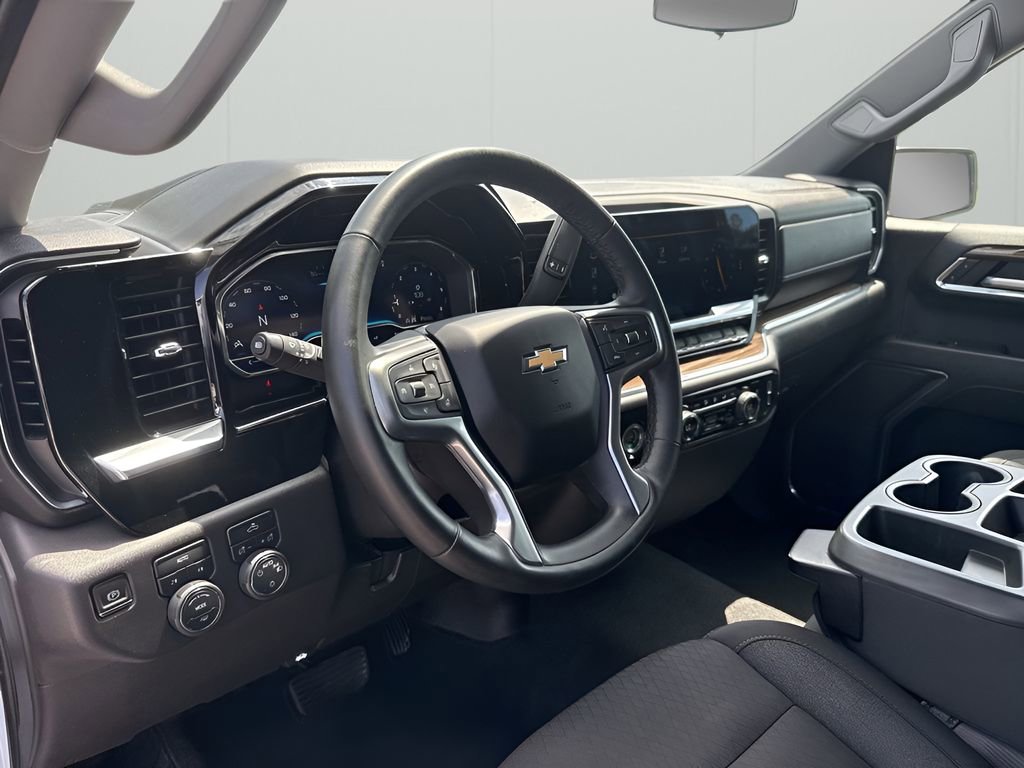 Used 2024 Chevrolet Silverado 1500 LT w/ Protection Package image 16