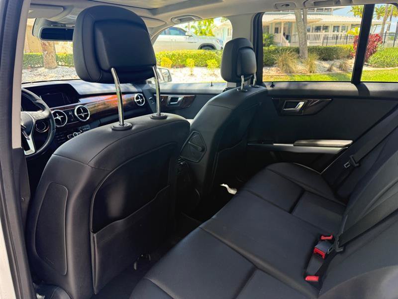 Used 2014 Mercedes-Benz GLK 250 BlueTEC 4MATIC image 12