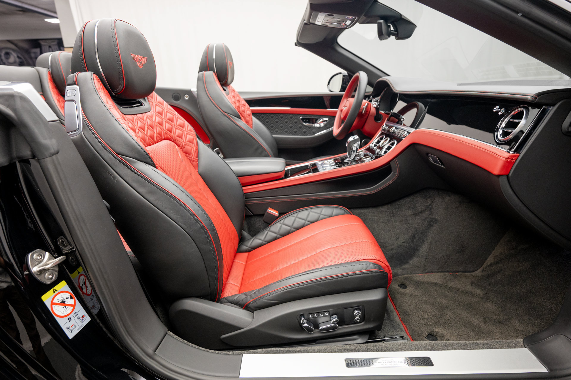 Certified 2022 Bentley Continental GT AWD/4WD image 2