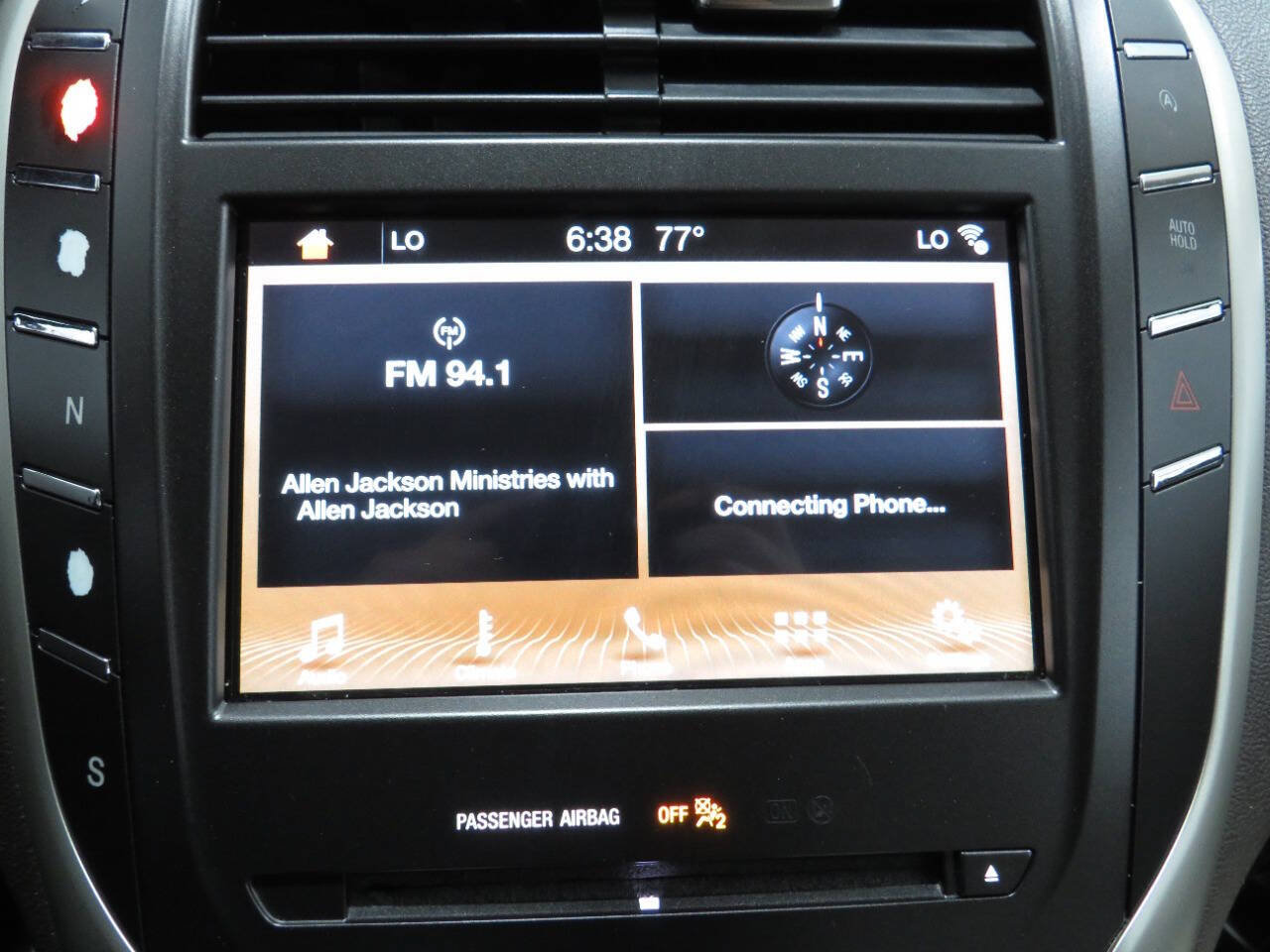 Used 2018 Lincoln MKC Premiere FWD image 20