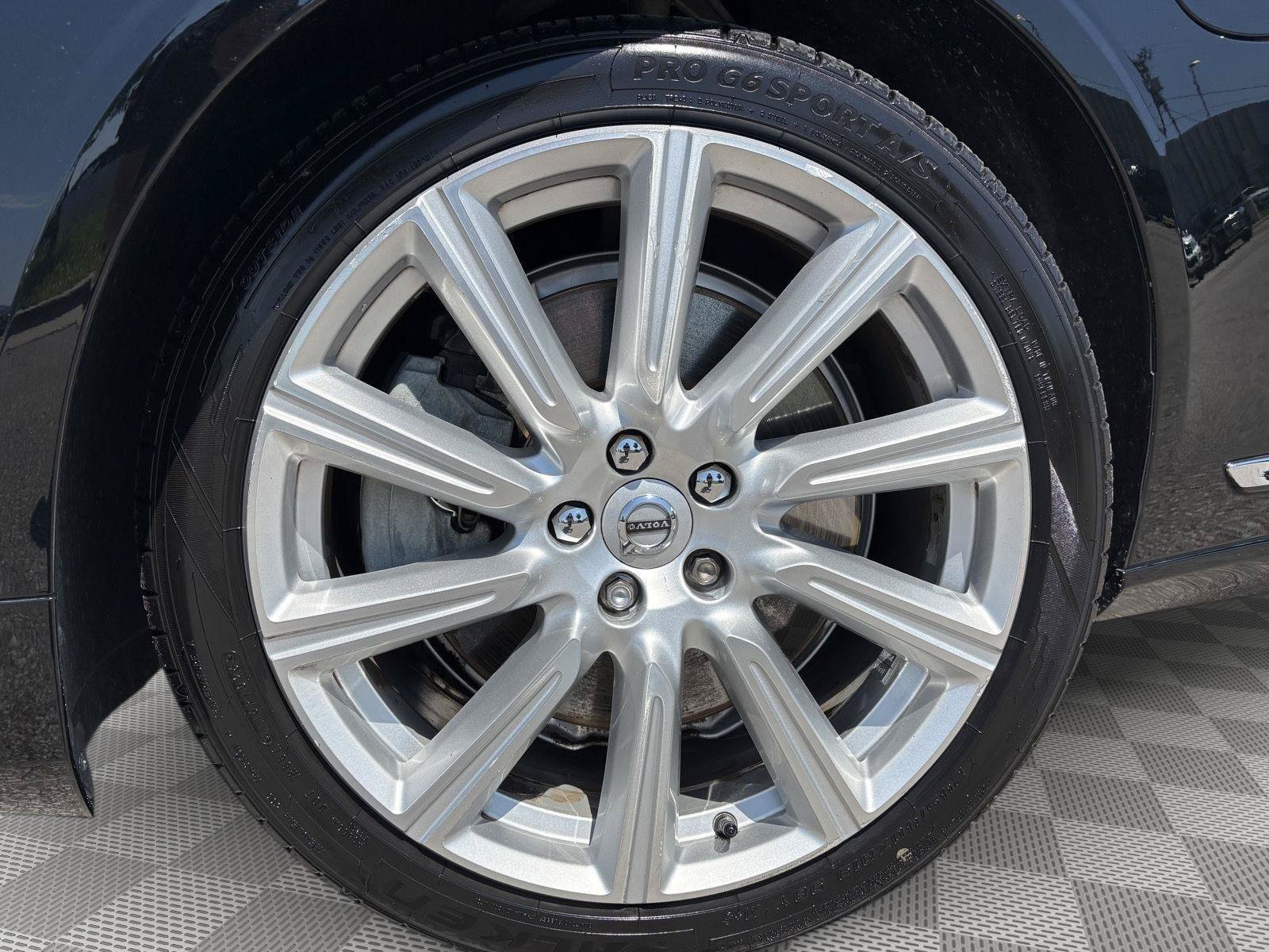 Used 2019 Volvo S90 T8 Inscription w/ Luxury Package AWD/4WD image 9