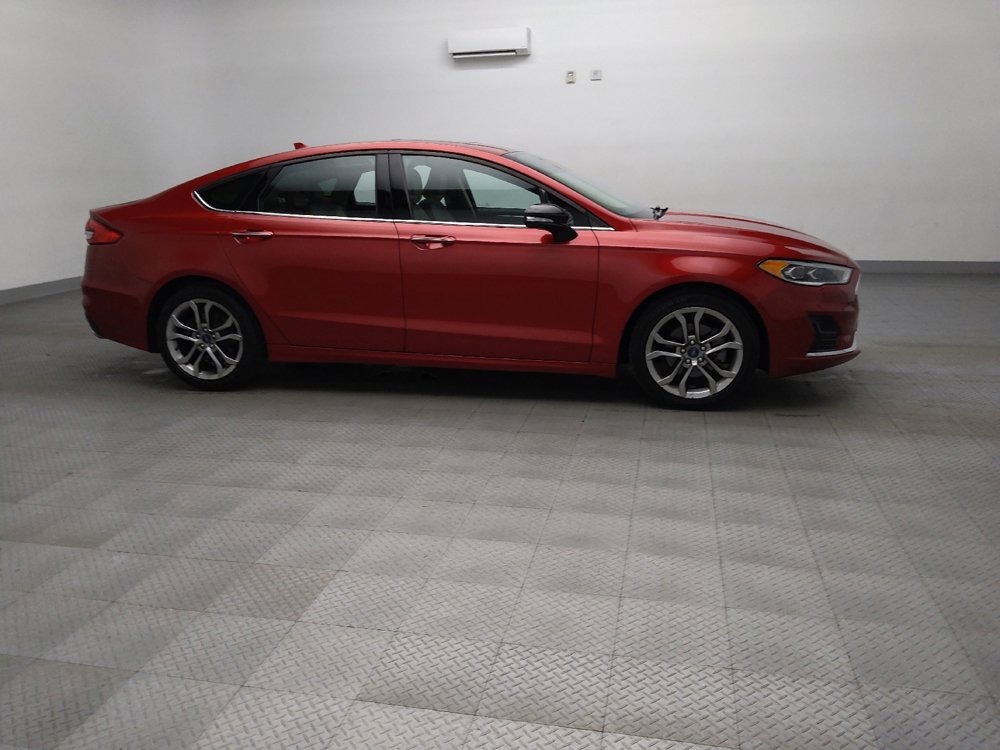 Used 2020 Ford Fusion SEL FWD image 11