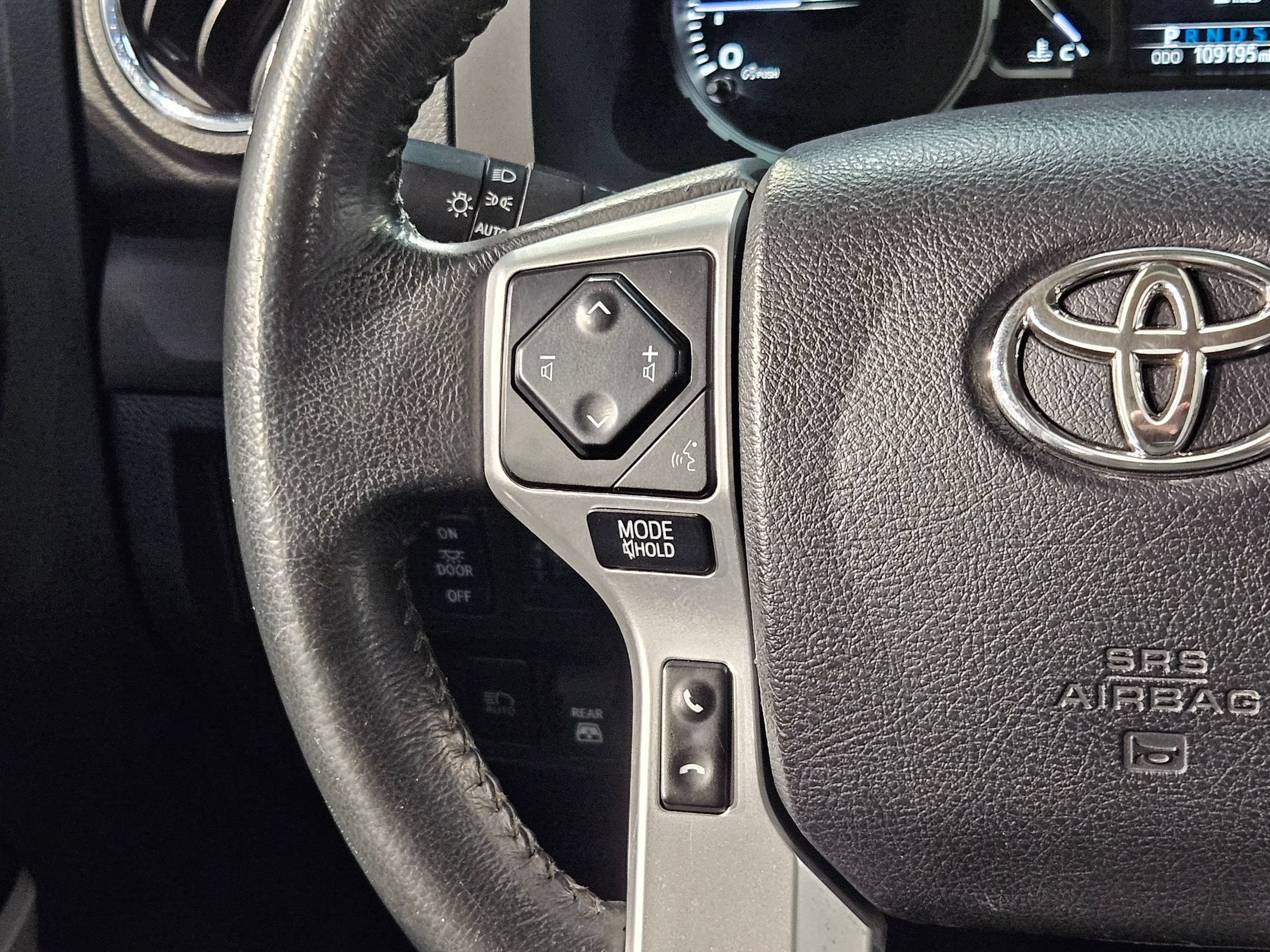 Used 2021 Toyota Tundra SR5 w/ SR5 Leather Package RWD image 27