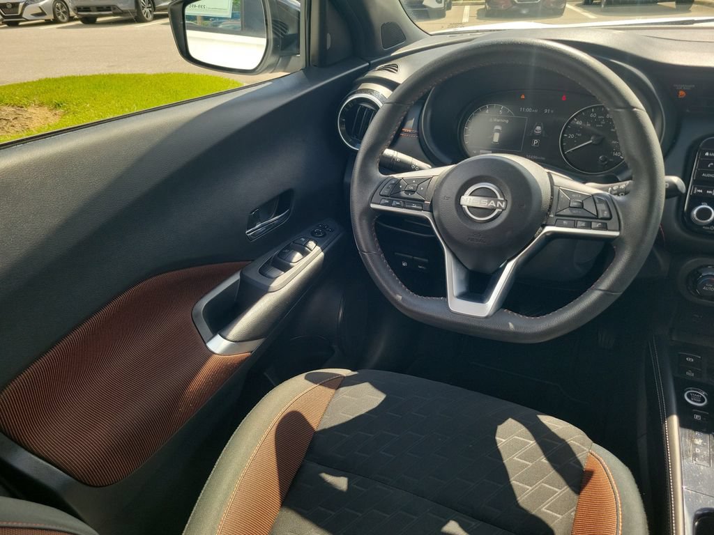 Used 2024 Nissan Kicks SR FWD image 15