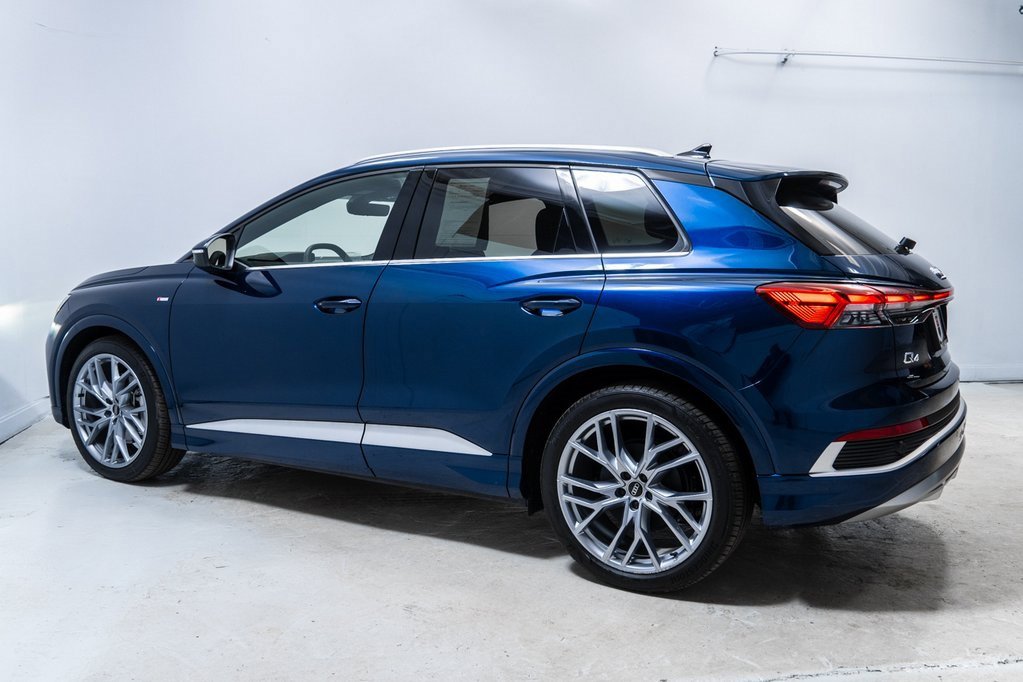 Used 2025 Audi Q4 e-tron Prestige w/ Sport Package image 2