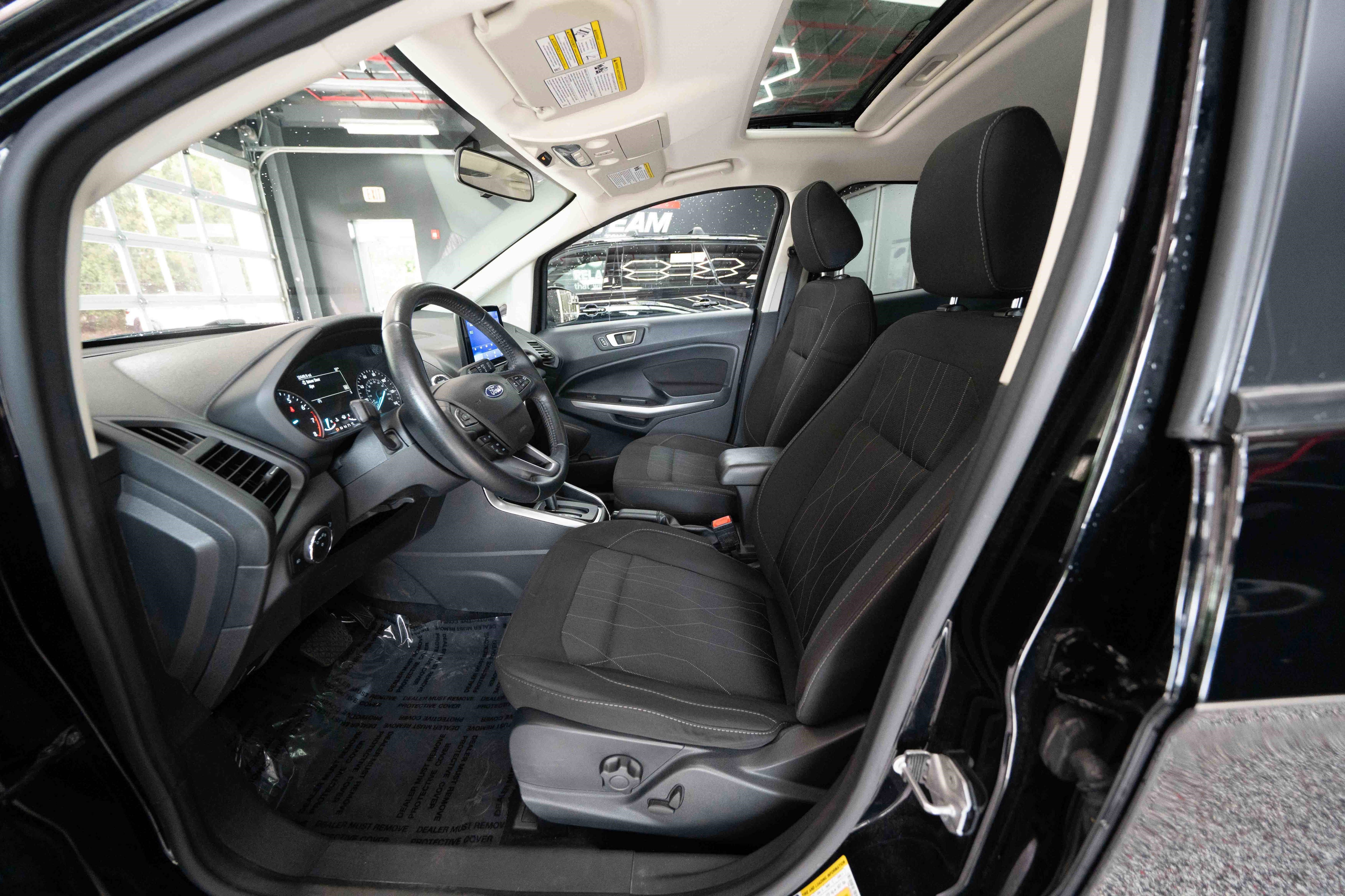 Used 2020 Ford EcoSport SE AWD/4WD image 9