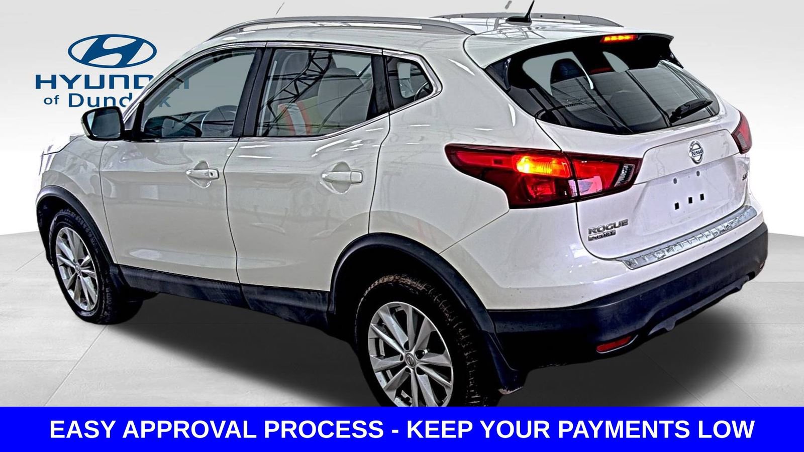 Used 2018 Nissan Rogue Sport SV image 7