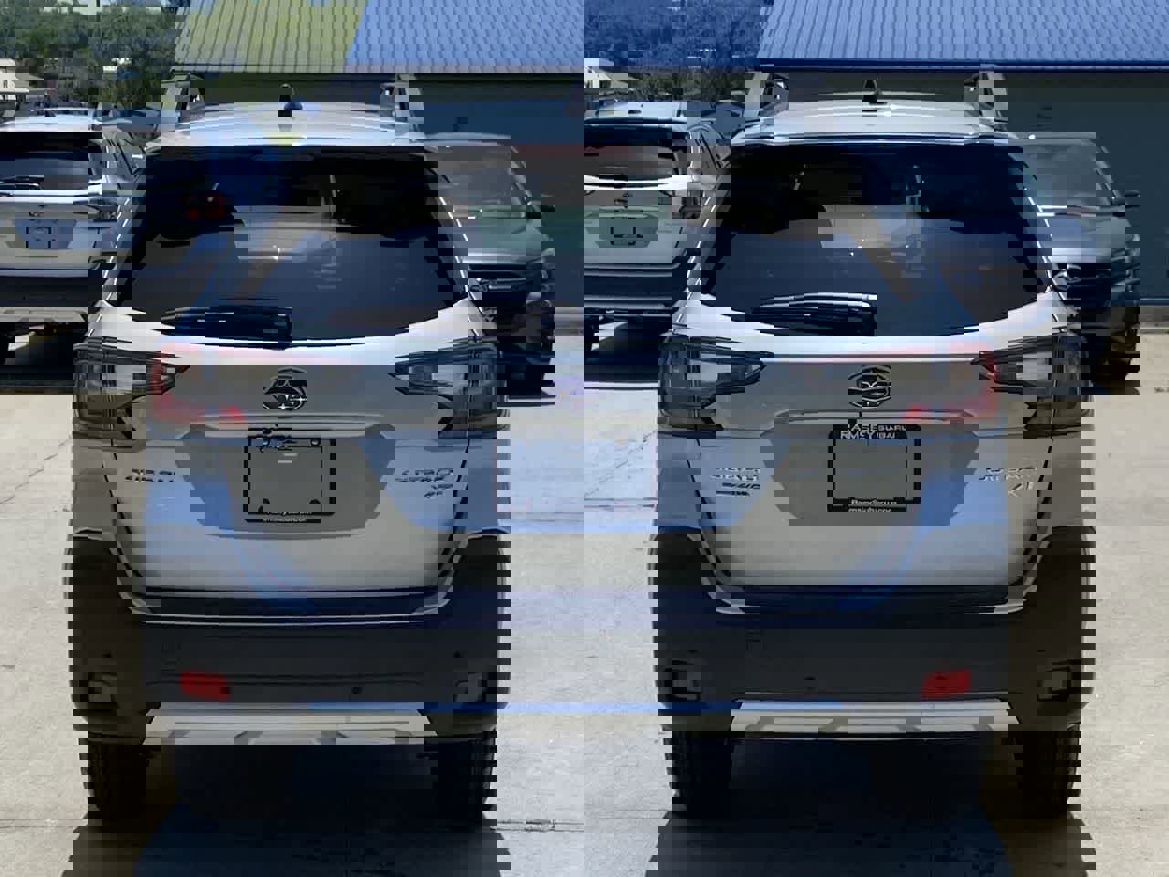 Used 2025 Subaru Outback Limited XT image 5