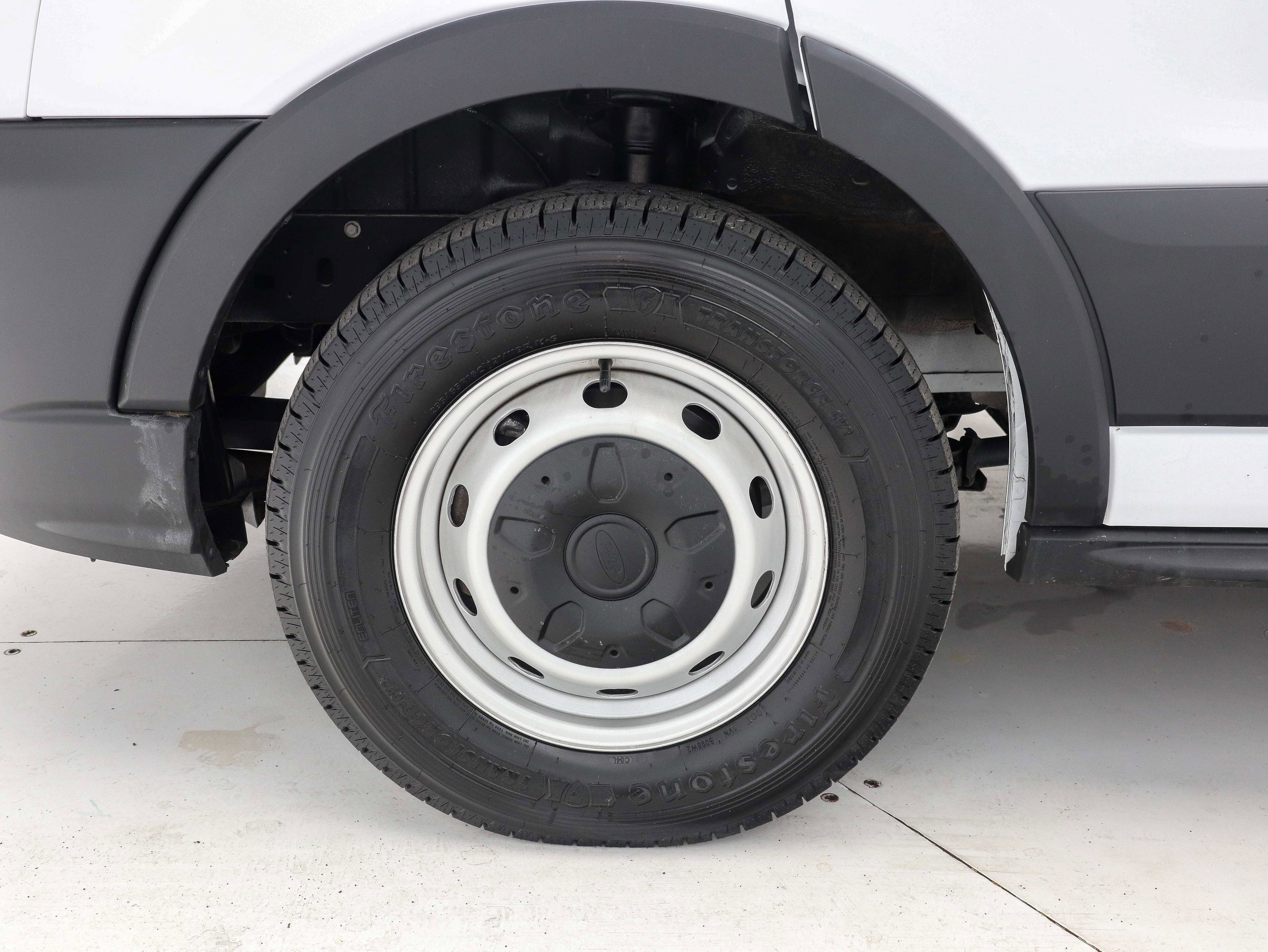 Used 2024 Ford Transit 250 148 High Roof image 28