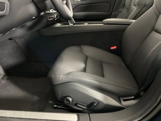 New 2026 Volvo V60 B5 Cross Country Plus w/ Protection Package Premier image 26