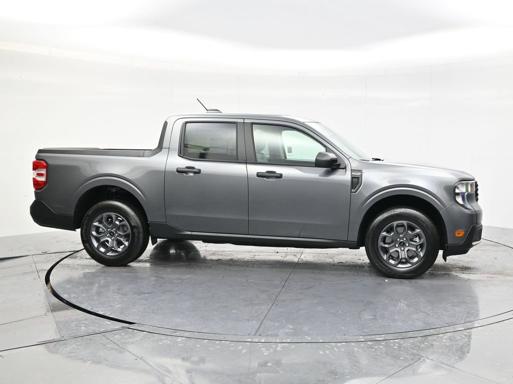 New 2026 Ford Maverick XLT image 4