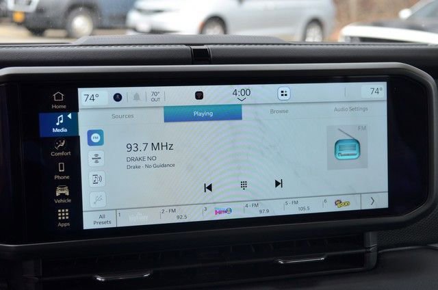 Used 2025 Jeep Wrangler Unlimited Rubicon image 29