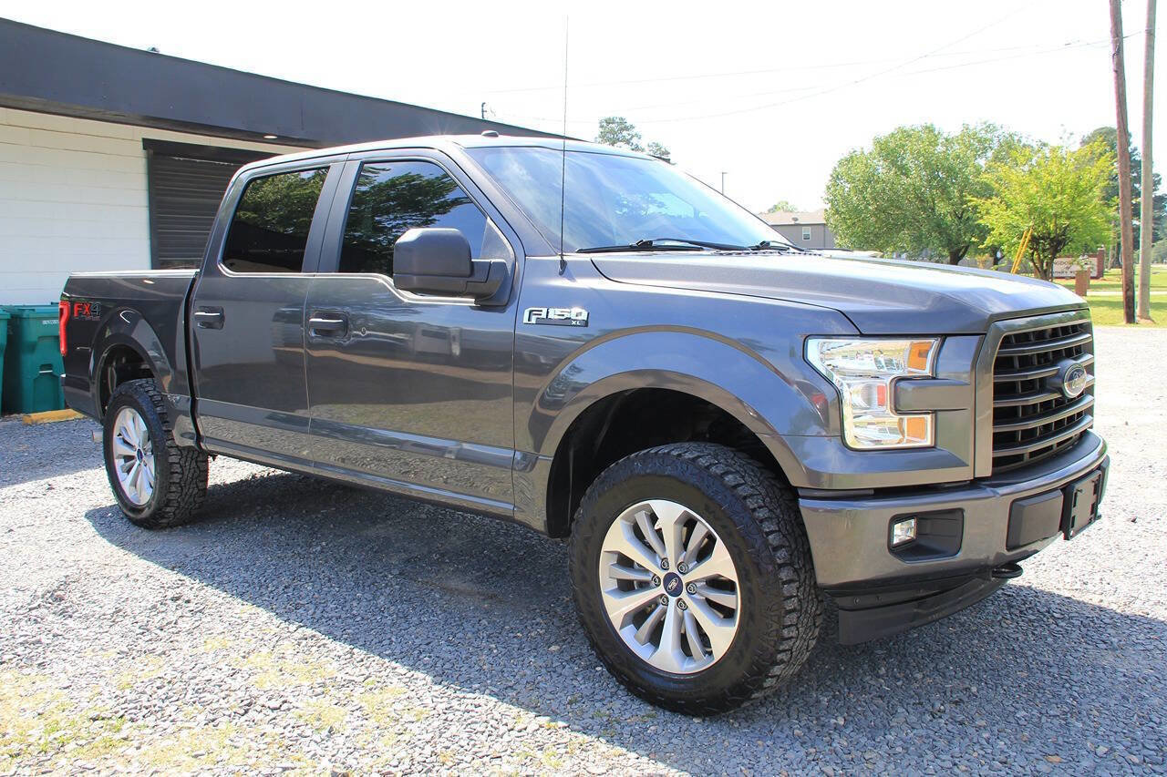 Used 2017 Ford F150 XL w/ Equipment Group 101A Mid image 10