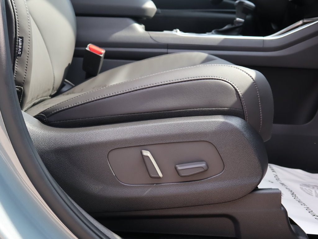 New 2027 Kia Carnival SX FWD image 12