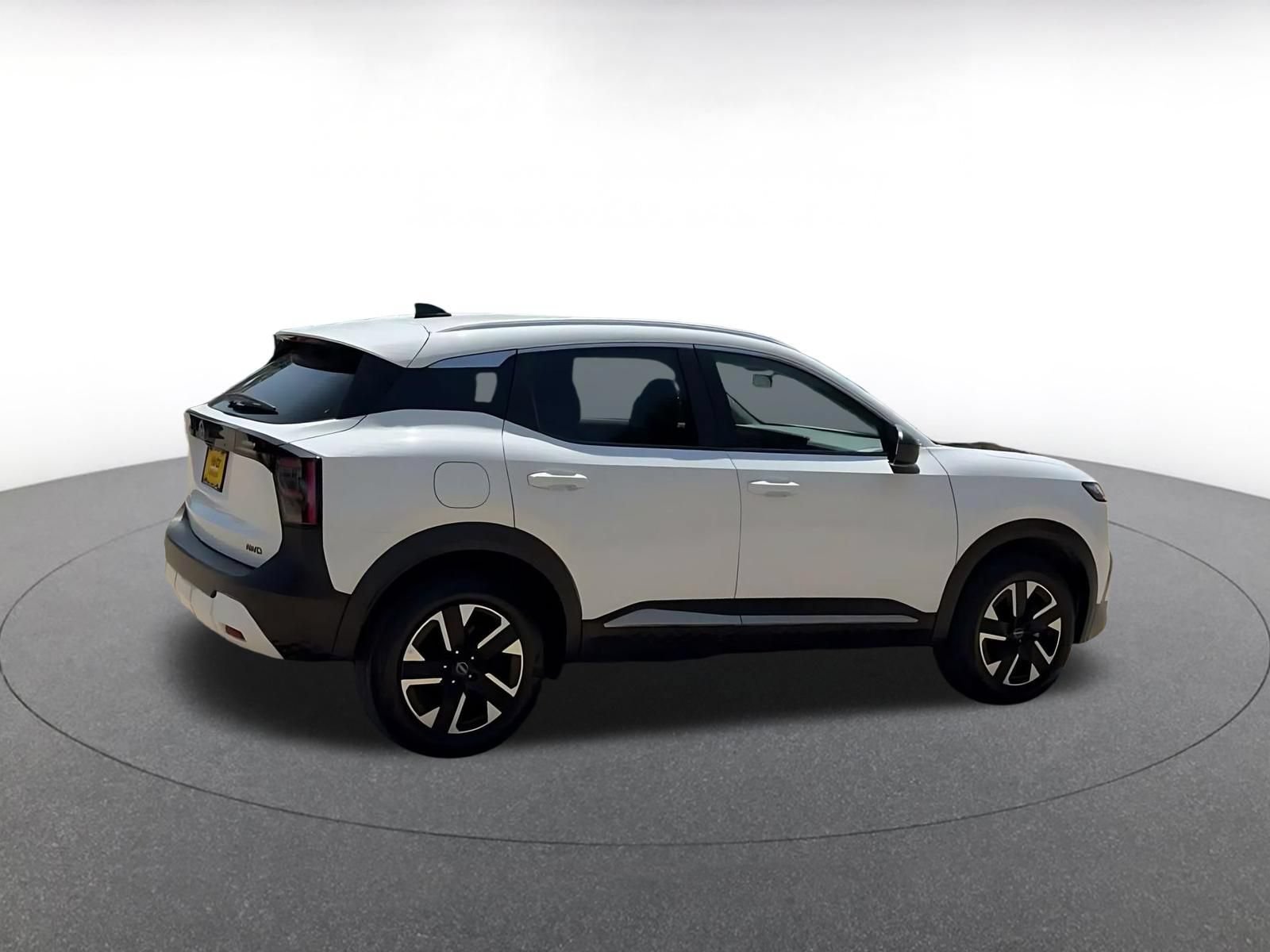 Used 2026 Nissan Kicks SV w/ Cold Weather Package AWD/4WD image 15