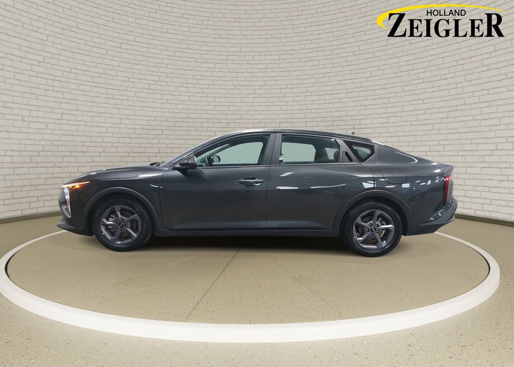 Used 2025 Kia K4 LXS image 8