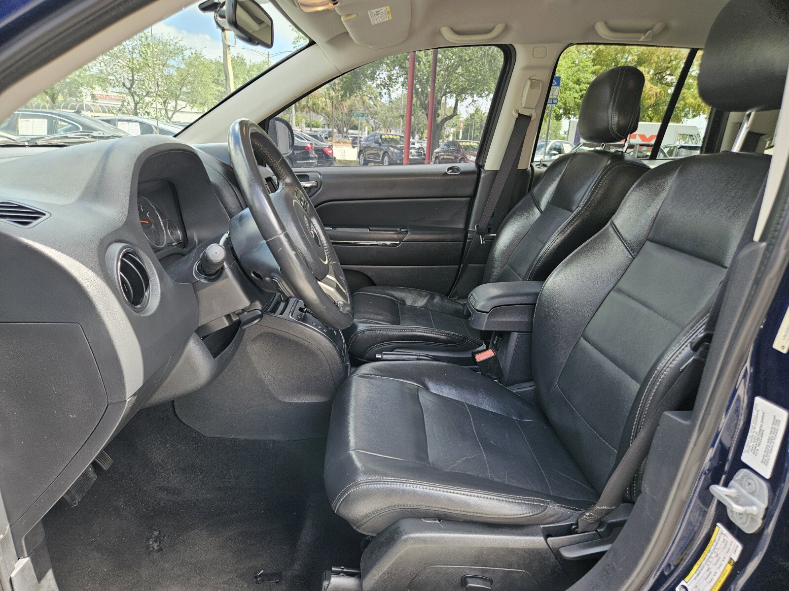 Used 2012 Jeep Compass Limited image 3