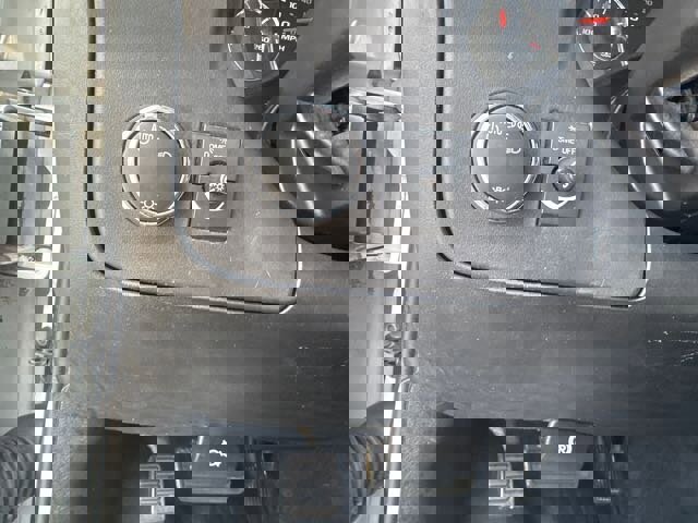 Used 2016 GMC Savana 3500 Extended image 16