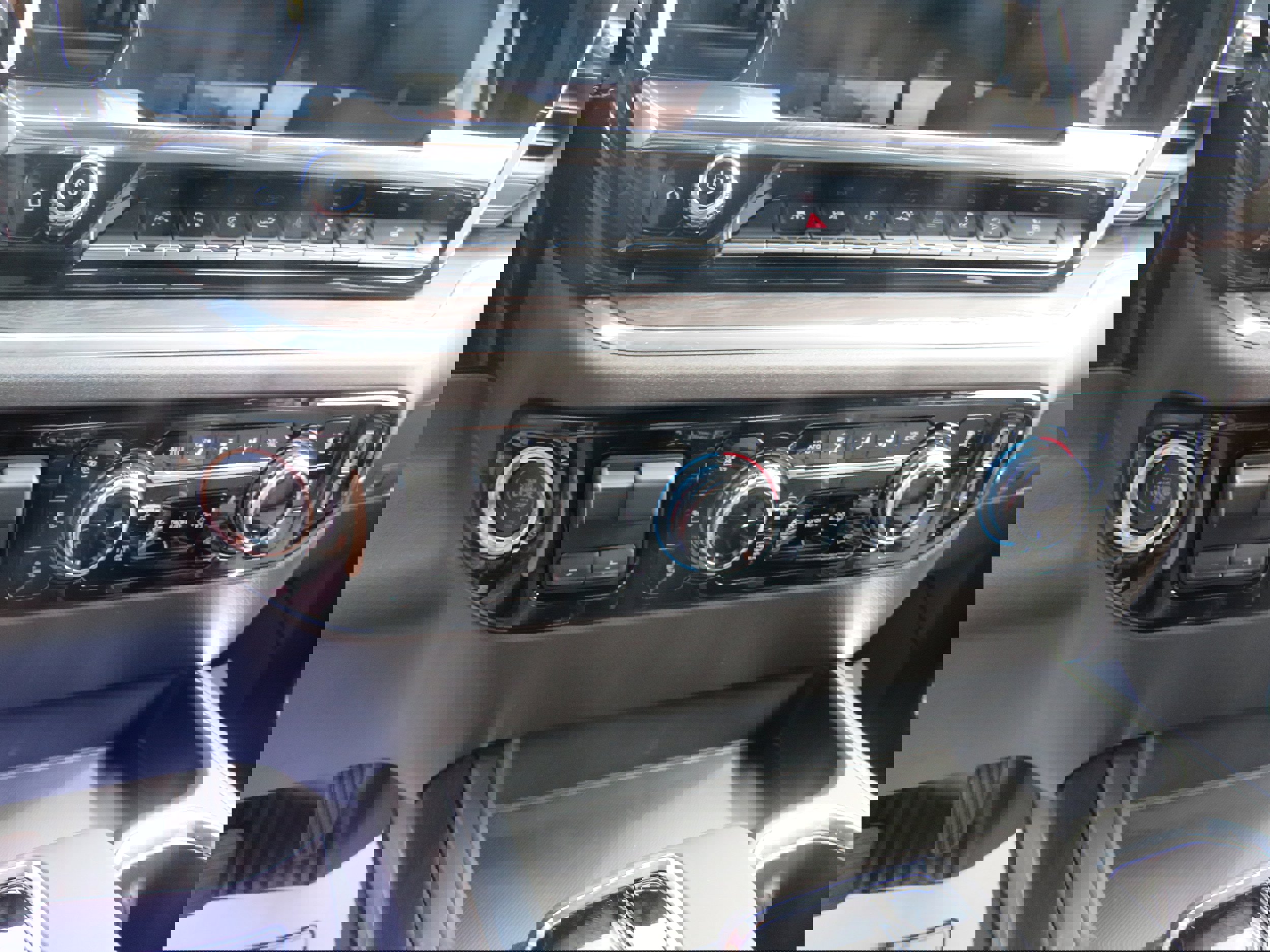 New 2026 GMC Sierra 1500 SLT w/ SLT Premium Plus Package image 10