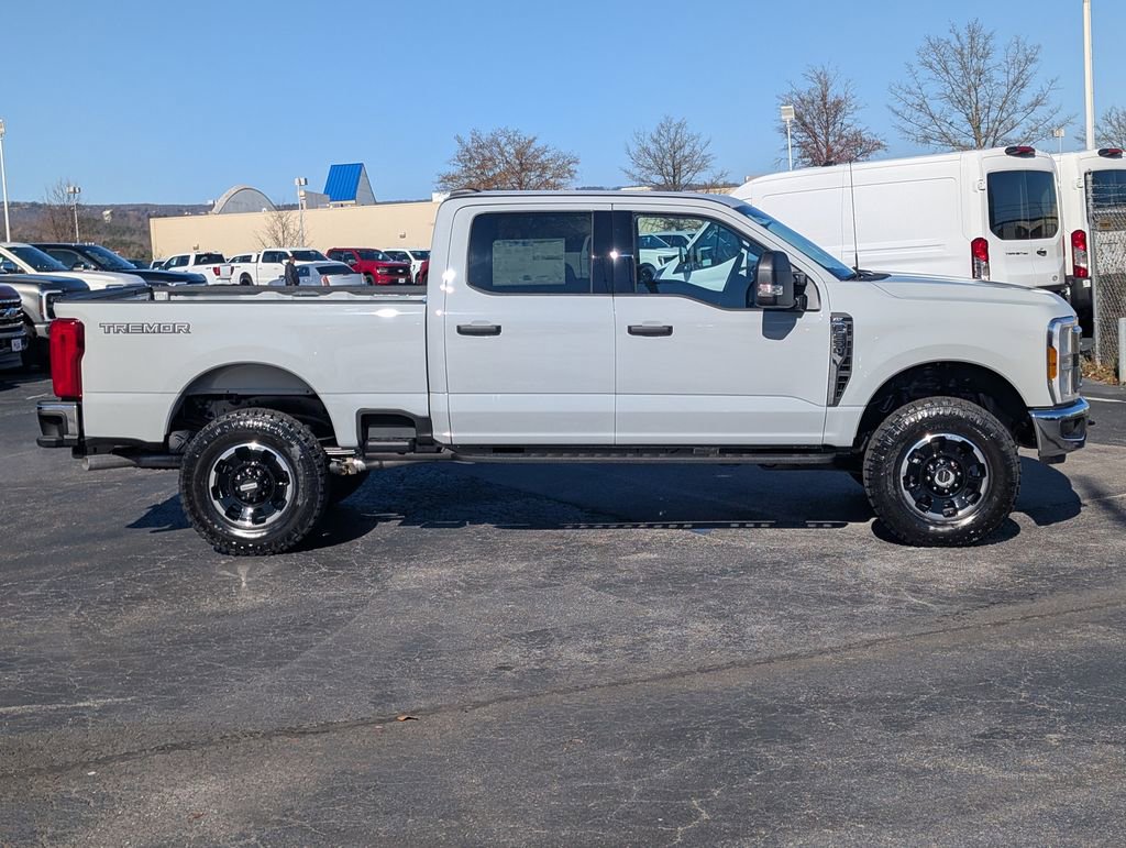 New 2026 Ford F250 XLT w/ Tremor Off-Road Package image 3