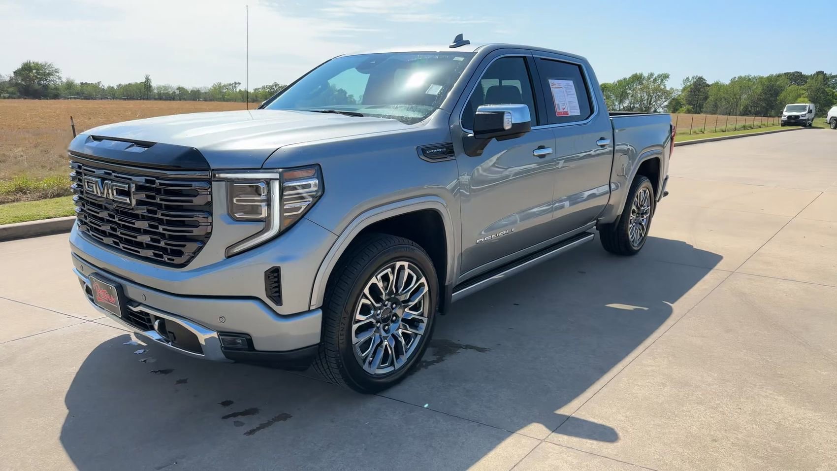 Used 2025 GMC Sierra 1500 Denali Ultimate AWD/4WD image 5