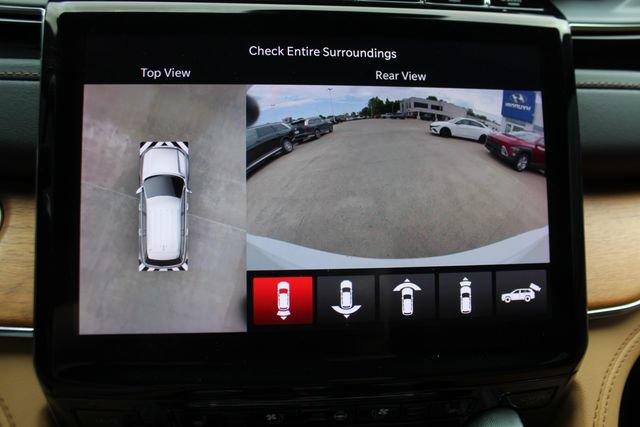 Used 2023 Jeep Grand Cherokee L Summit AWD/4WD image 22