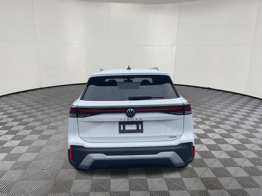 New 2026 Volkswagen Tiguan S AWD/4WD image 4