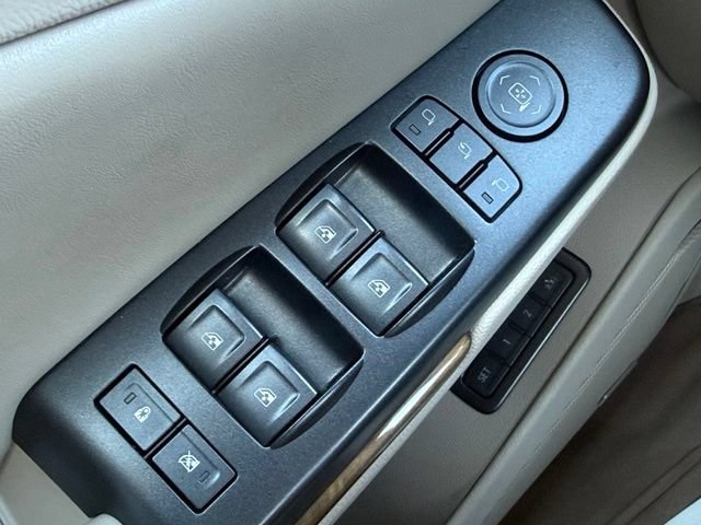 Used 2016 GMC Yukon XL Denali w/ Open Road Package AWD/4WD image 21