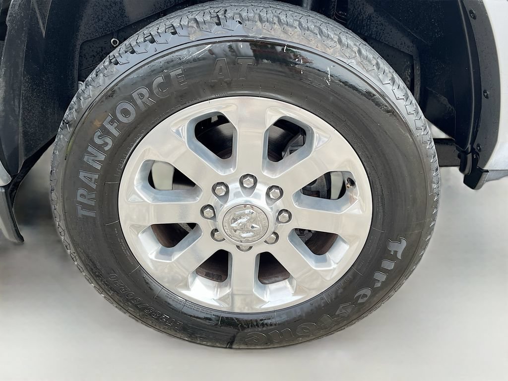 Used 2020 RAM 2500 Laramie w/ Chrome Appearance Group AWD/4WD image 30