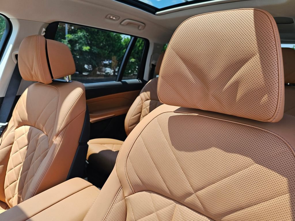 New 2027 BMW X7 xDrive40i AWD/4WD image 16