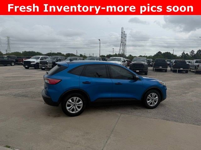 Used 2020 Ford Escape S image 3