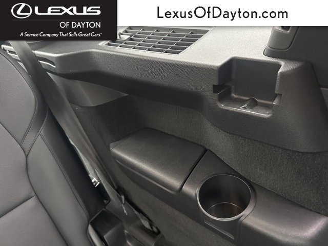 Used 2020 Volvo XC90 T6 Momentum w/ Protection Package Premier image 40