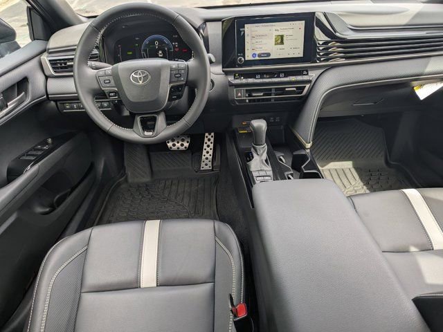 Used 2025 Toyota Camry SE w/ Convenience Package FWD image 19